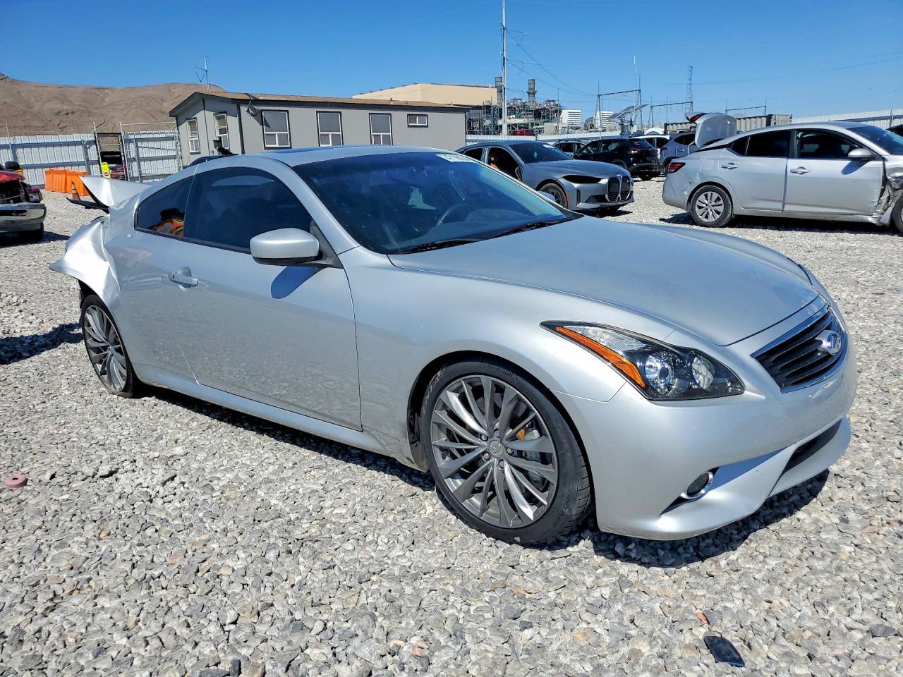 2015 Infiniti Q60 - Image 4