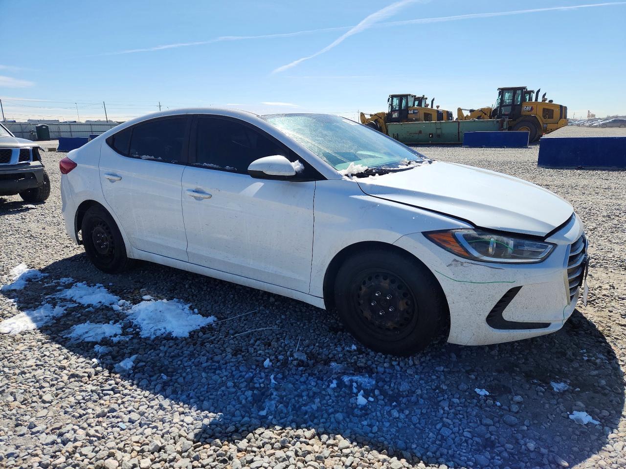 2017 Hyundai Elantra Se - Фото 4