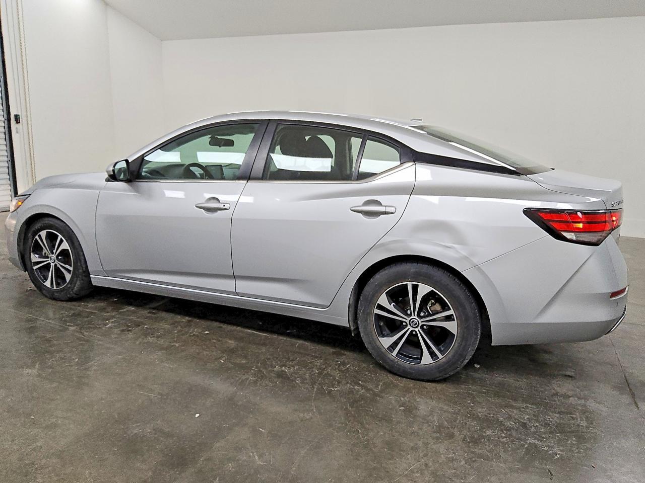 2022 Nissan Sentra Sv - Image 2