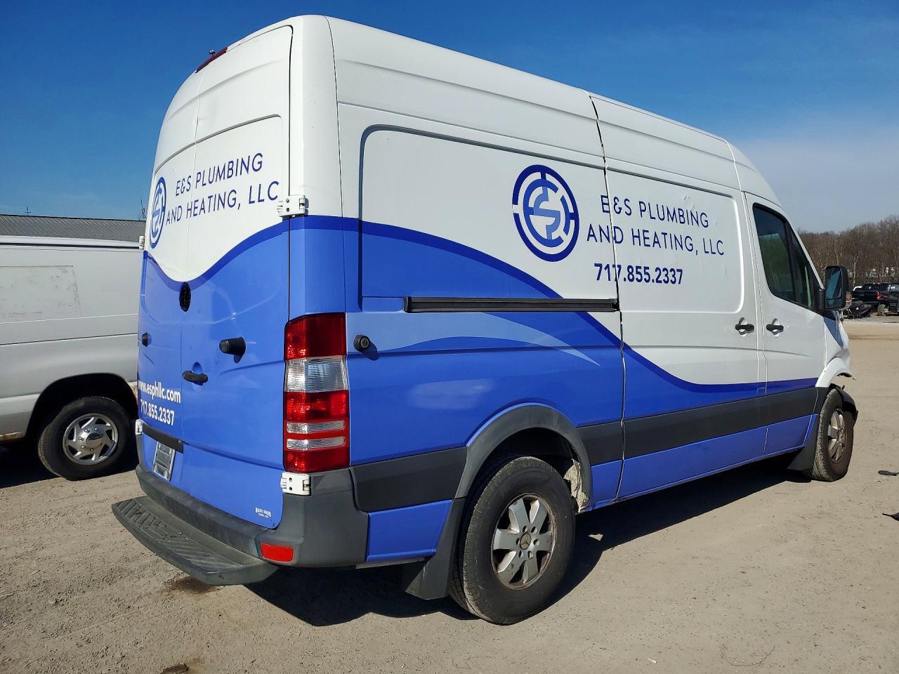 2014 Mercedes Benz Sprinter 2500 Utility / Service Van - Фото 3