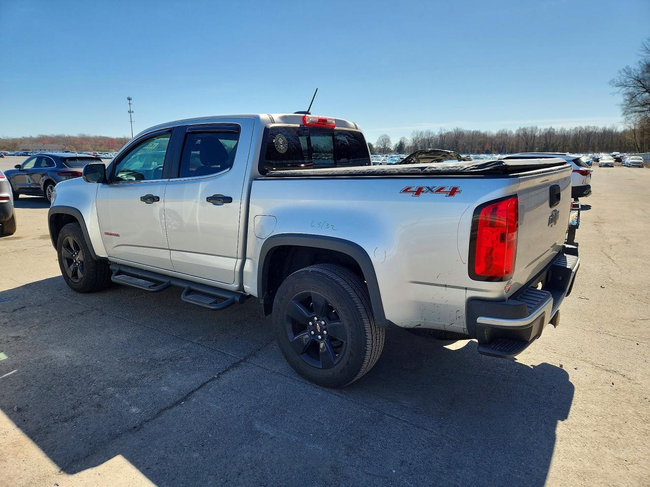 2016 Chevrolet Colorado Lt - Фото 2