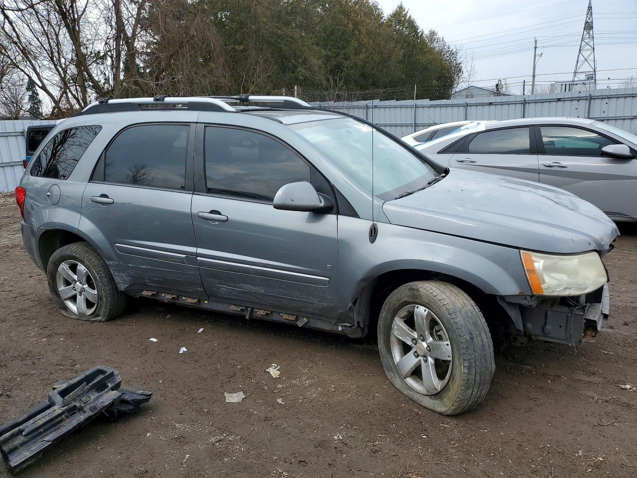 2006 Pontiac Torrent - Image 4