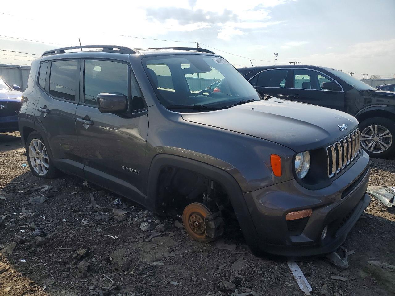 2019 Jeep Renegade Latitude - Image 4