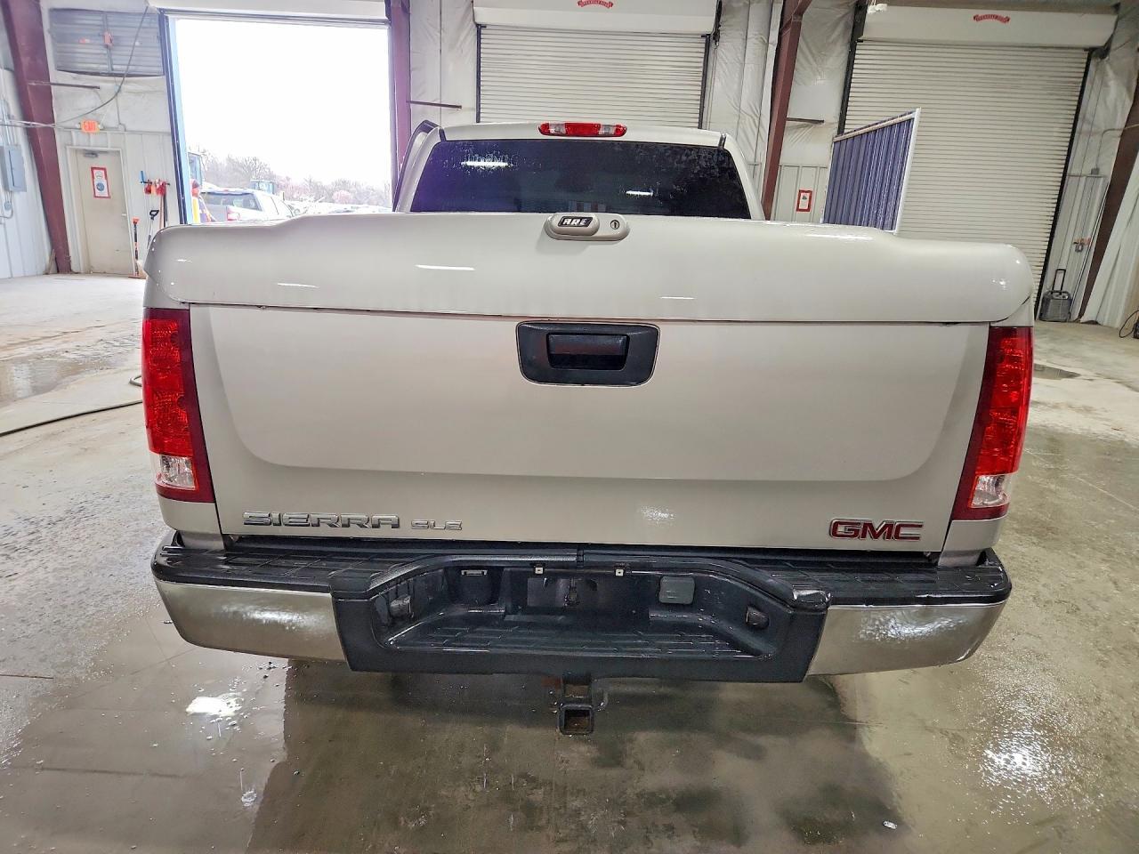 2007 GMC New Sierra C1500 - Image 6
