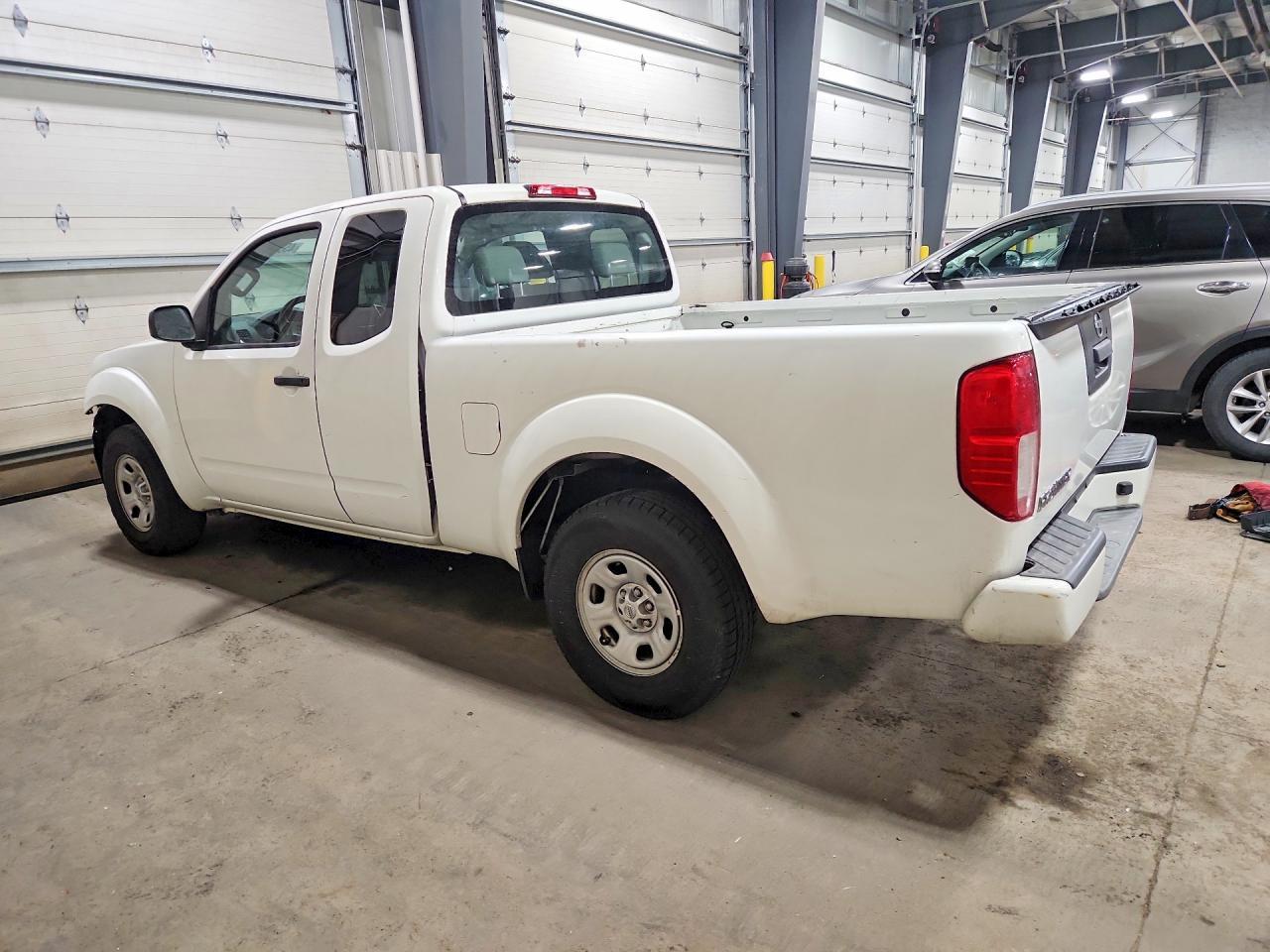 2017 Nissan Frontier S - Image 2