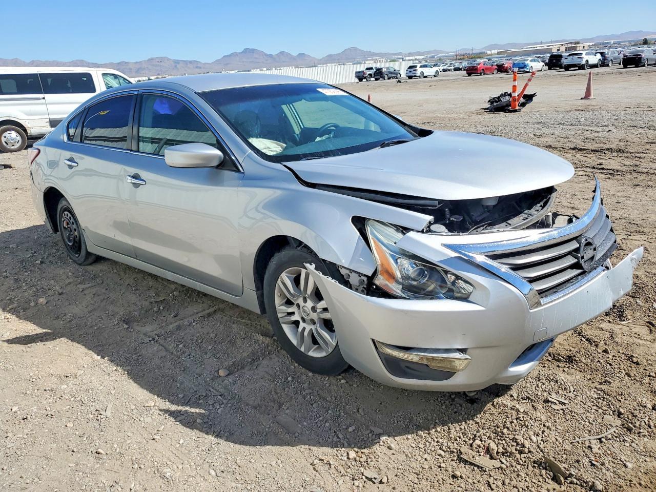 2013 Nissan Altima 2.5 - Фото 4