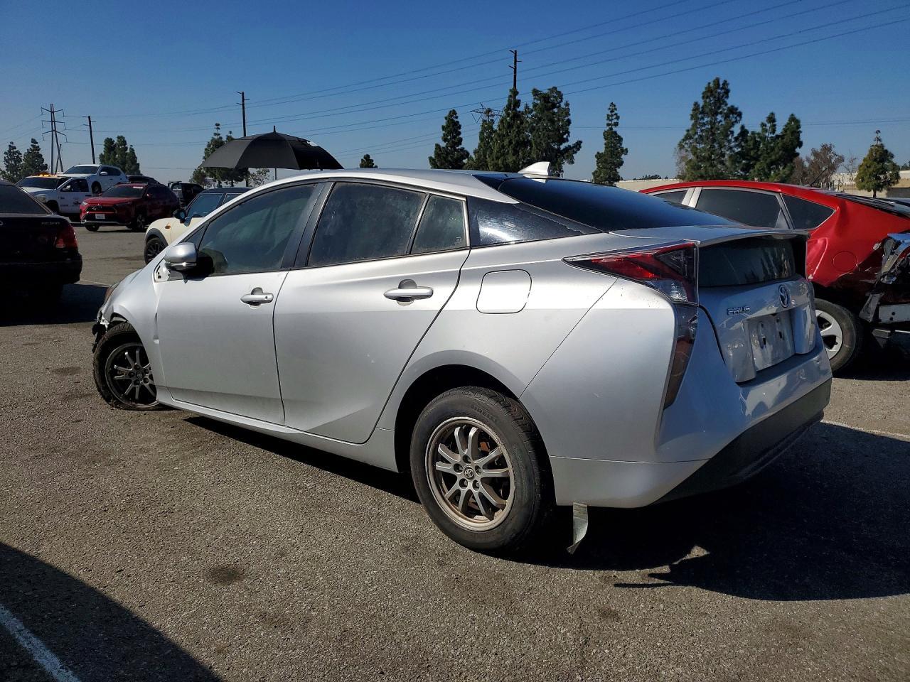 2017 Toyota Prius One - Image 2