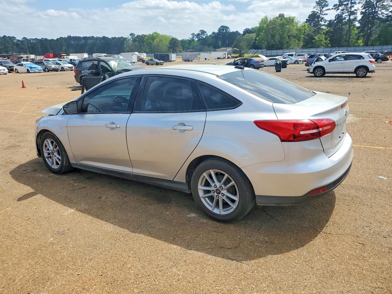 2015 Ford Focus Se - Фото 2