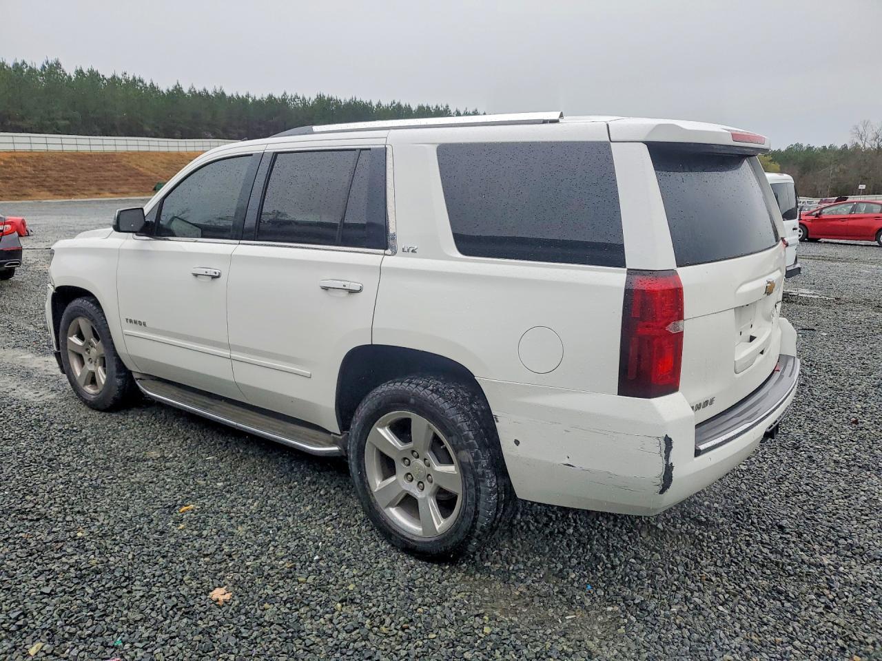 2015 Chevrolet Tahoe C1500 Ltz - Image 2