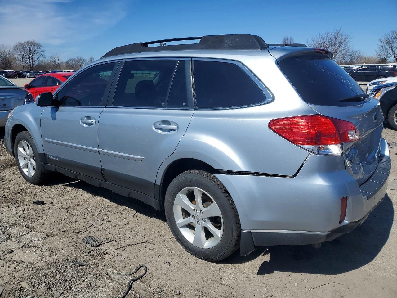 2013 Subaru Outback 2.5I Premium - Image 2