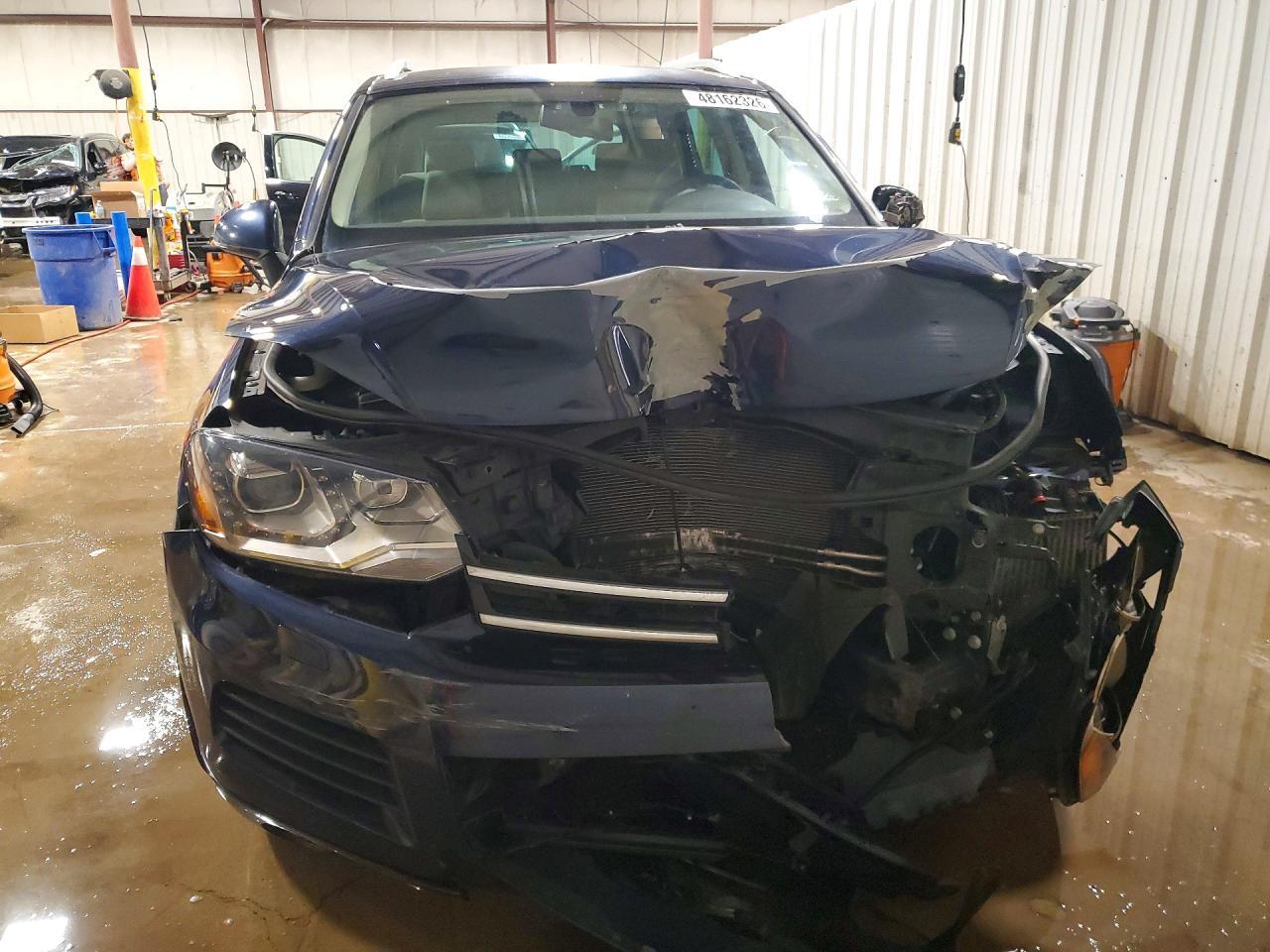 2012 Volkswagen Touareg V6 Tdi - Image 5