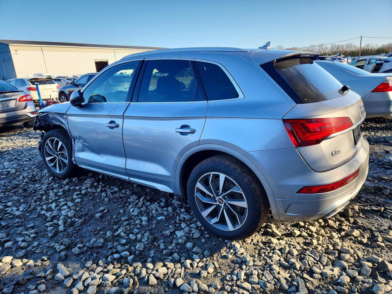 2022 Audi Q5 Premium 45 - Image 2
