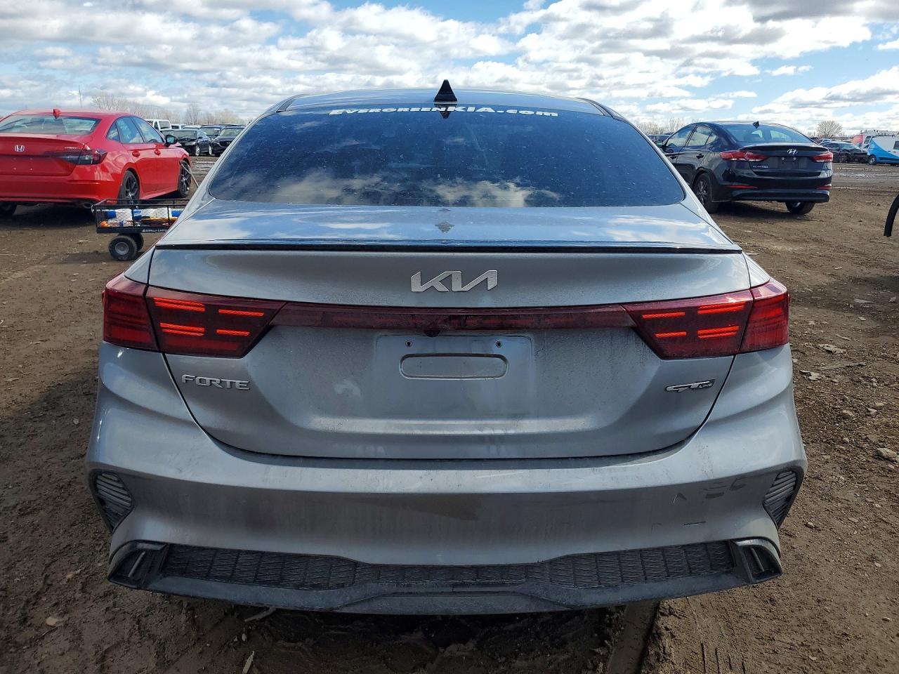 2024 Kia Forte Gt-Line - Фото 6