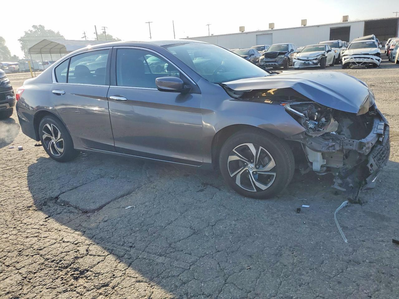 2017 Honda Accord Lx - Фото 4