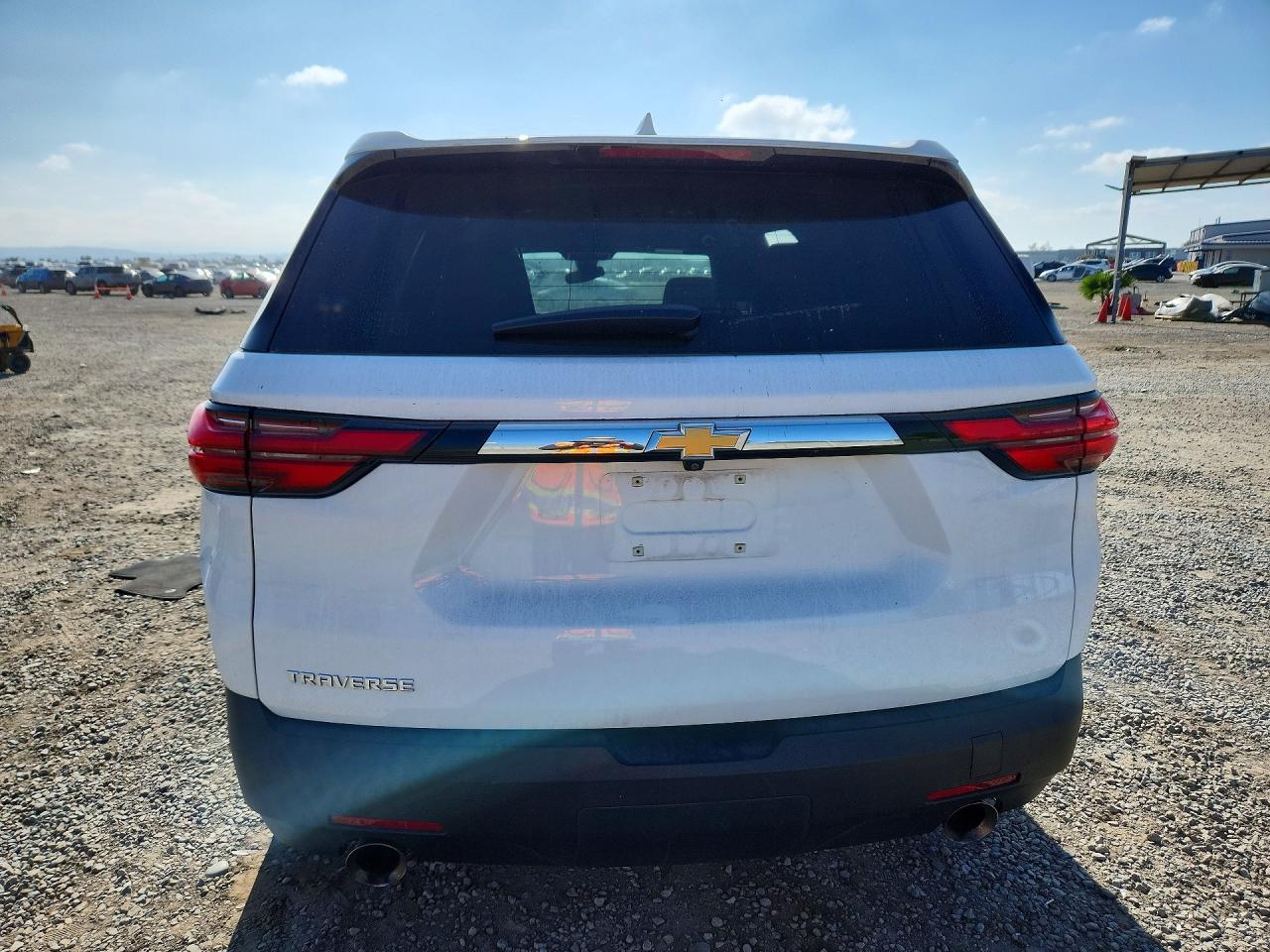 2023 Chevrolet Traverse Ls - Image 6