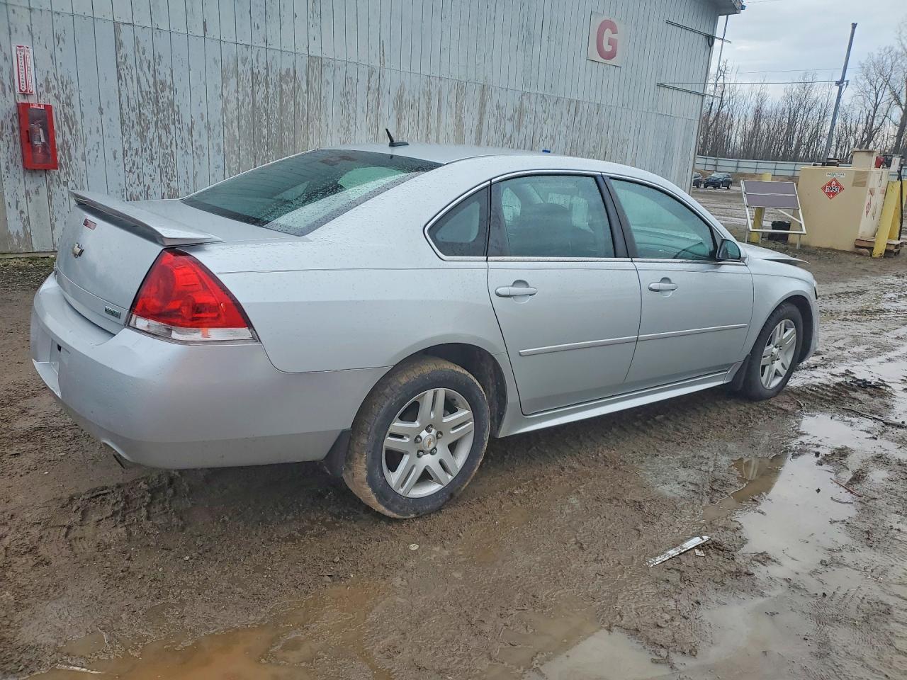 2012 Chevrolet Impala Lt - Image 3