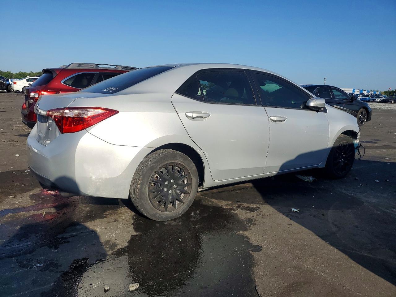 2019 Toyota Corolla Le - Фото 3