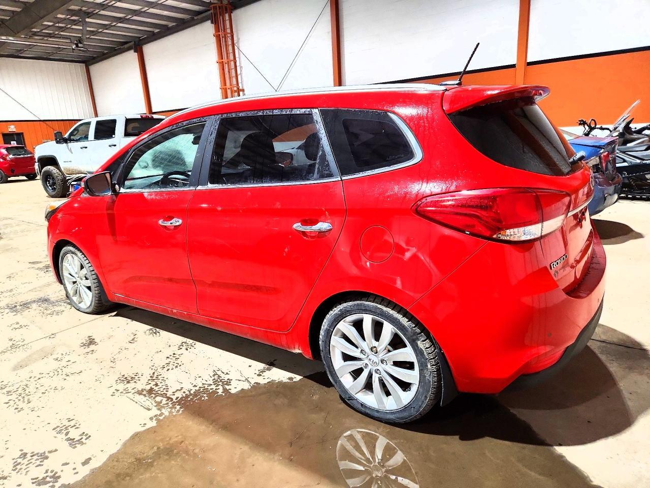 2015 Kia Rondo - Фото 2