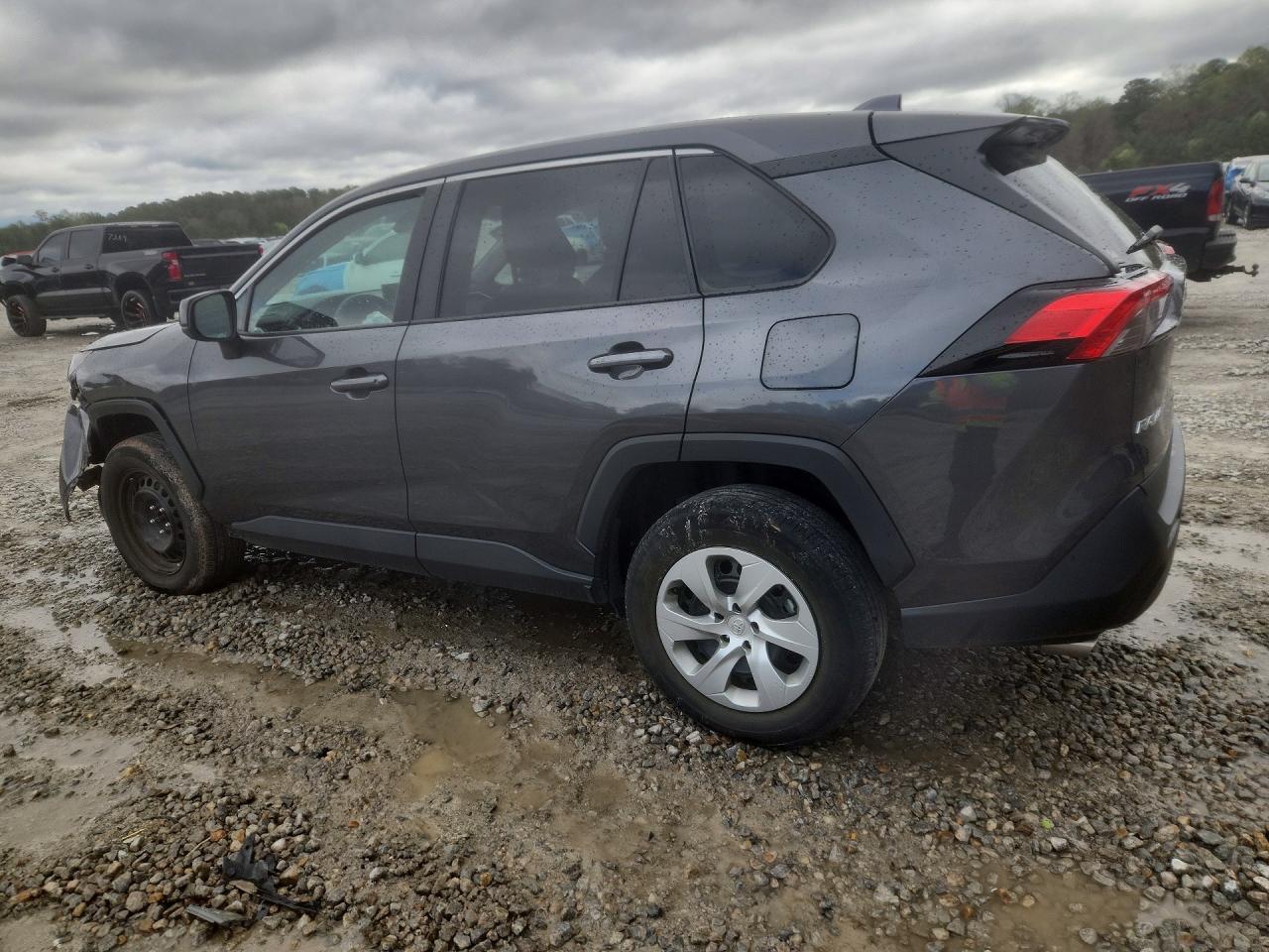 2022 Toyota Rav4 Le - Image 2