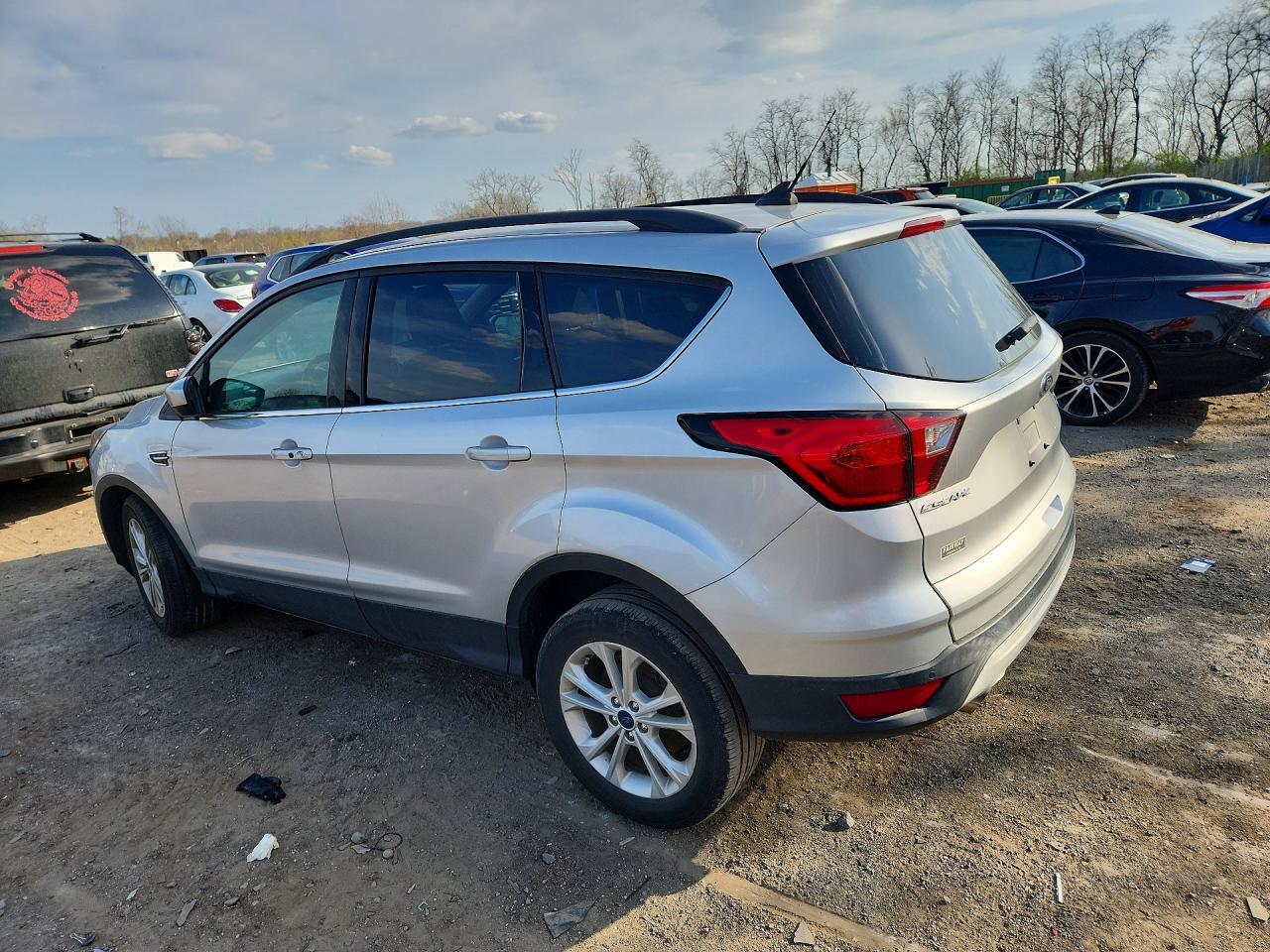 2019 Ford Escape Sel - Фото 2