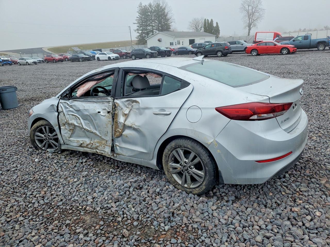 2017 Hyundai Elantra Se - Фото 2