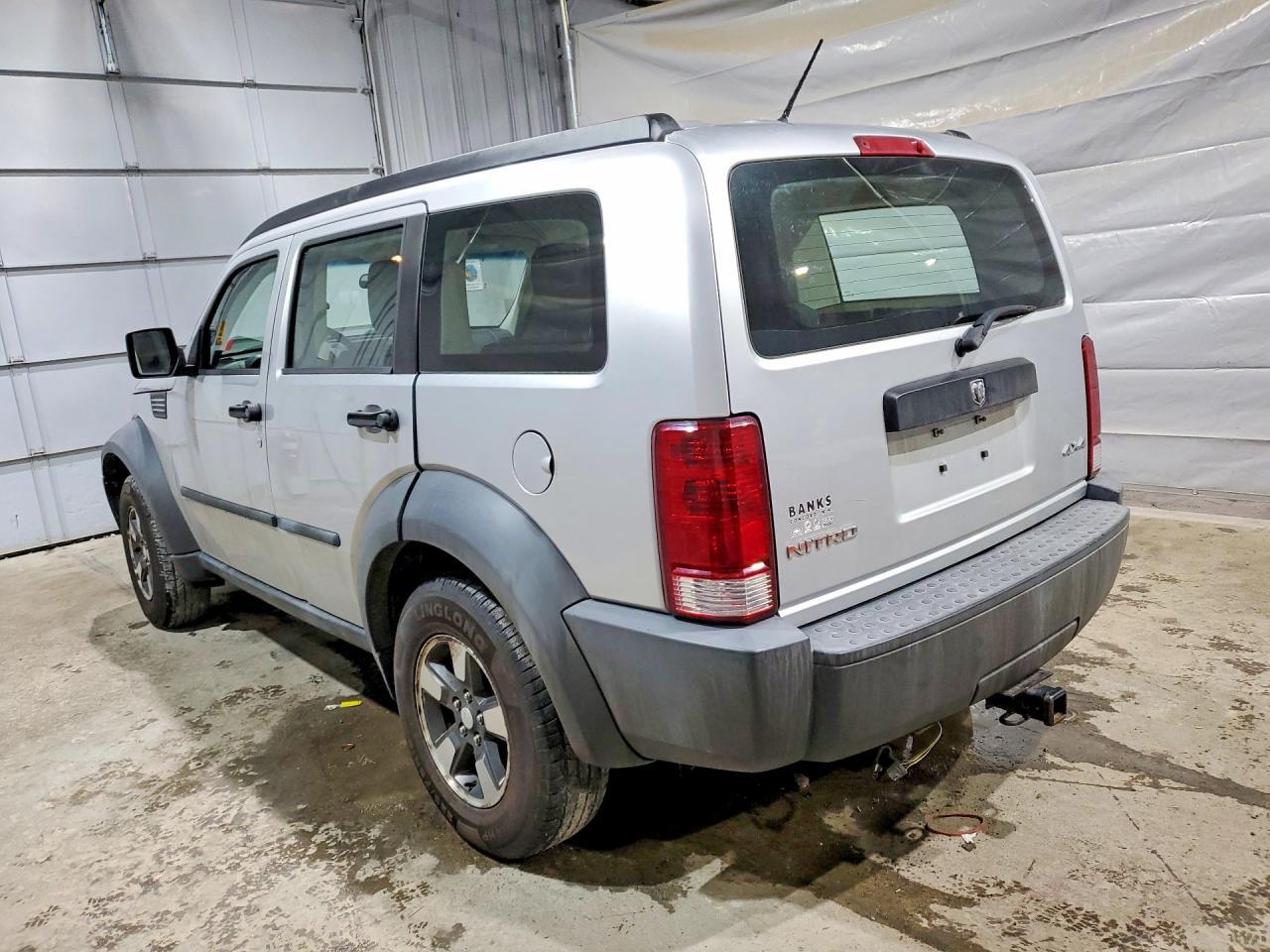 2008 Dodge Nitro Sxt - Фото 2