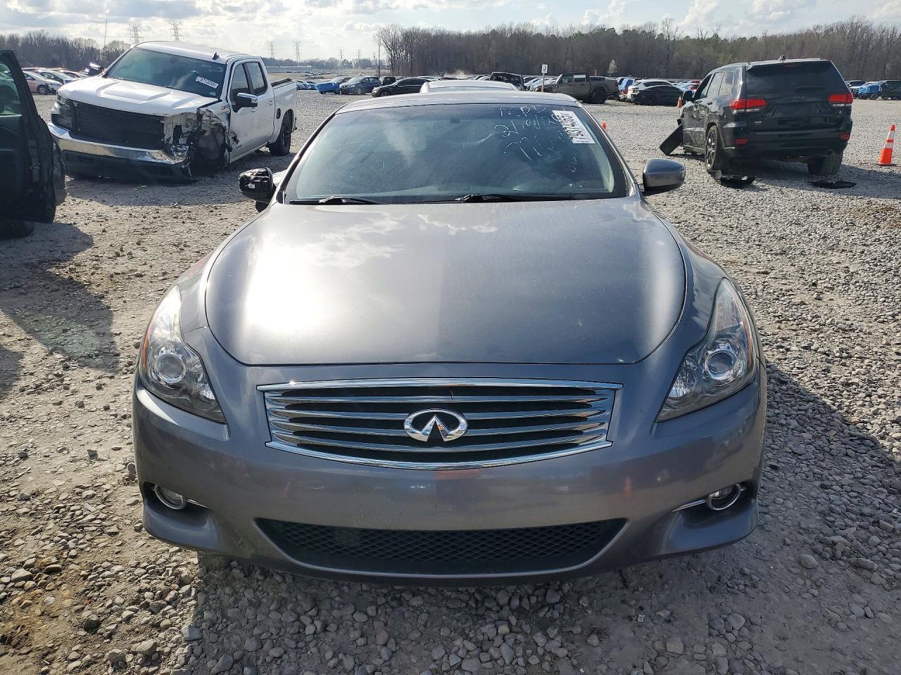 2013 Infiniti G37 Convertible Base - Фото 5
