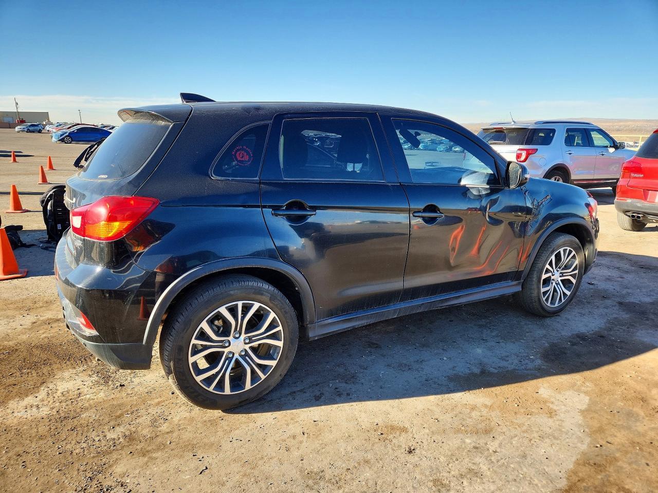 2018 Mitsubishi Outlander Sport Es - Фото 3