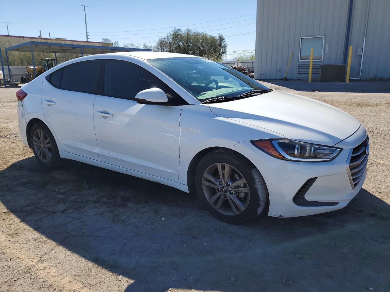 2018 Hyundai Elantra Sel - Фото 4