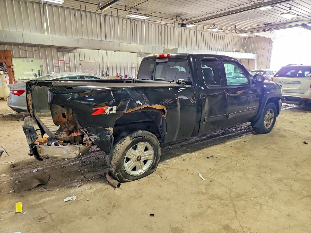 2011 Chevrolet Silverado K1500 Lt - Фото 3
