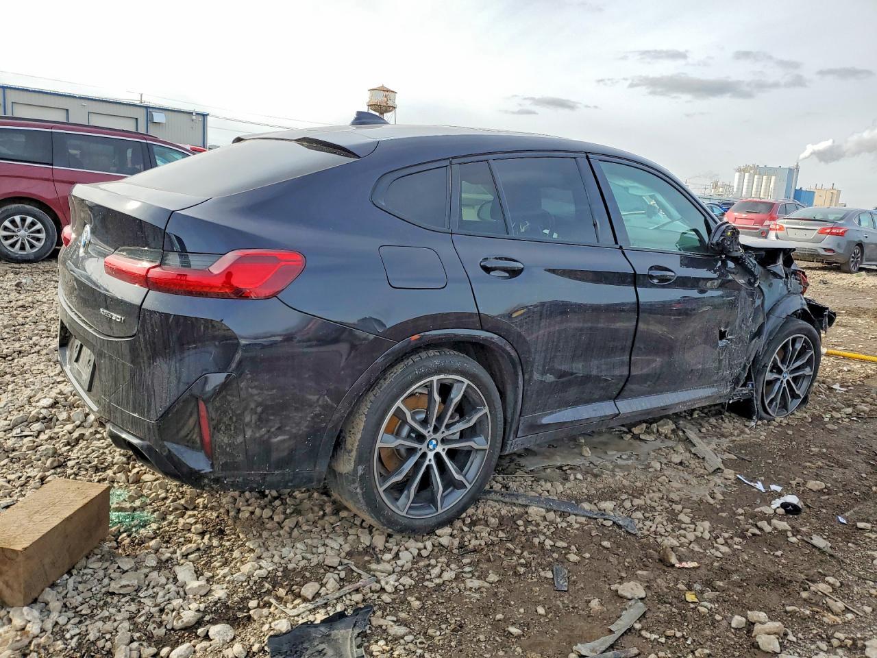 2022 BMW X4 xDrive30I - Фото 3