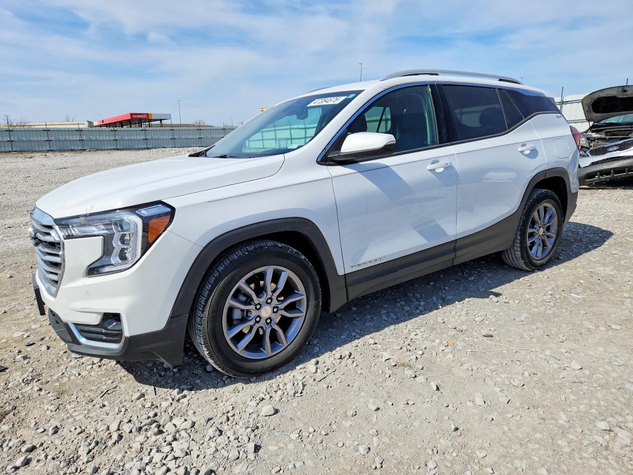 2022 GMC Terrain Slt