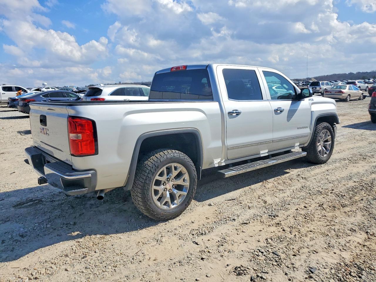 2015 GMC Sierra K1500 Slt - Image 3