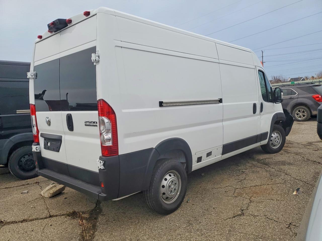 2023 Ram Promaster 2500 2500 High - Image 3