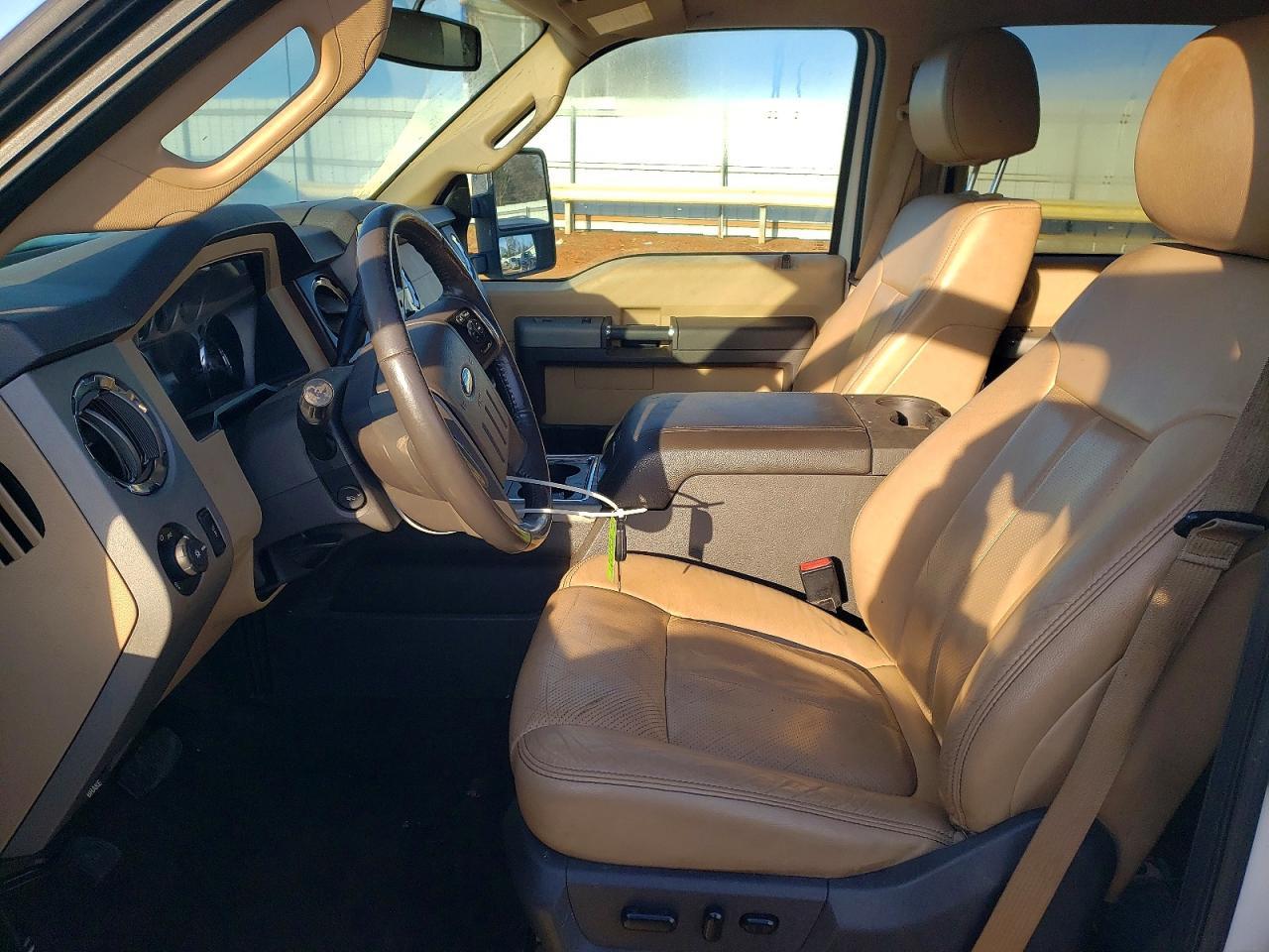 2016 Ford F250 Super Duty - Фото 7