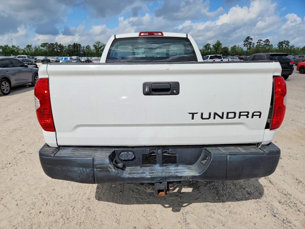 2019 Toyota Tundra Sr - Фото 6