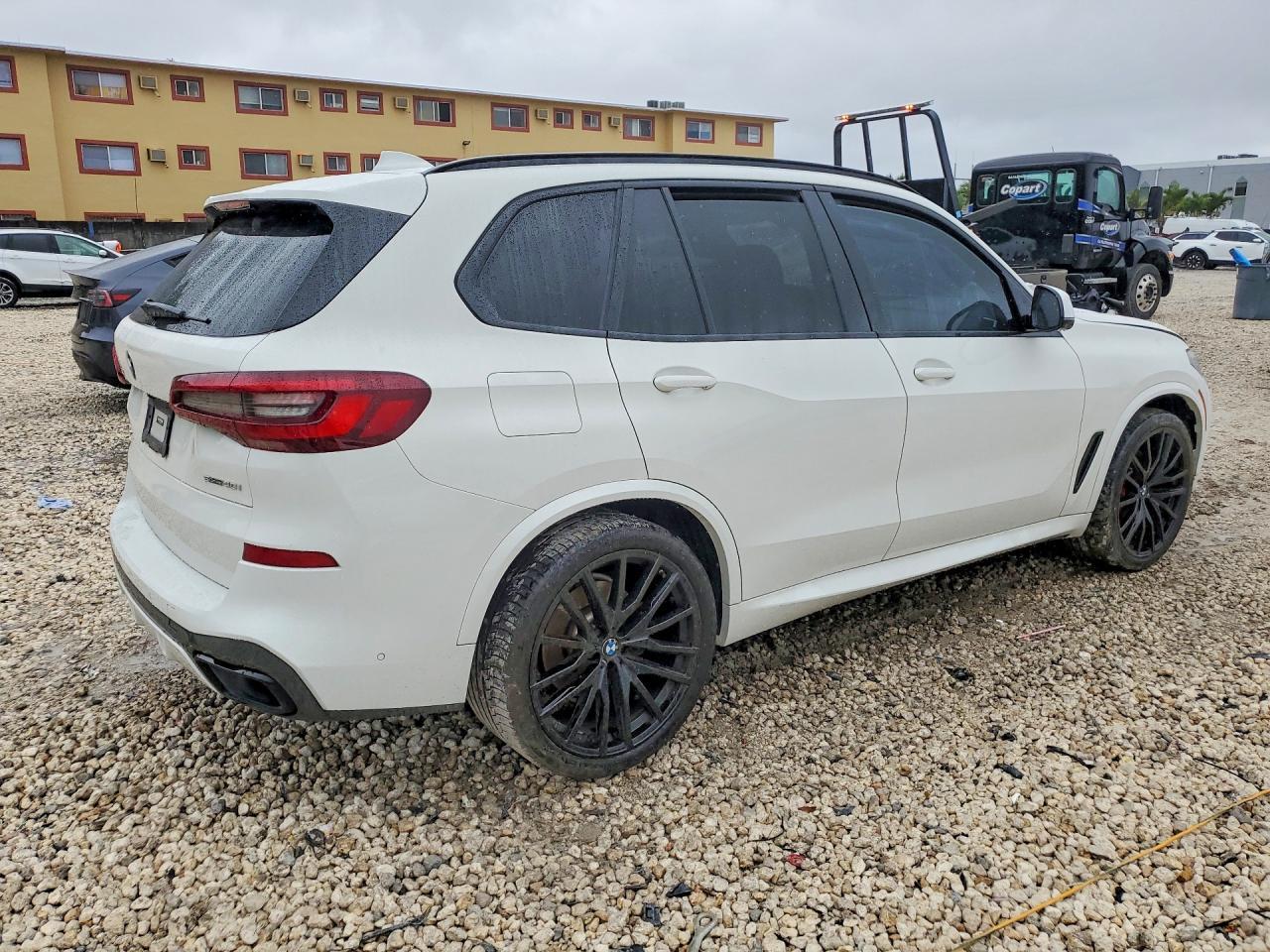 2022 BMW X5 Sdrive 40I - Фото 3