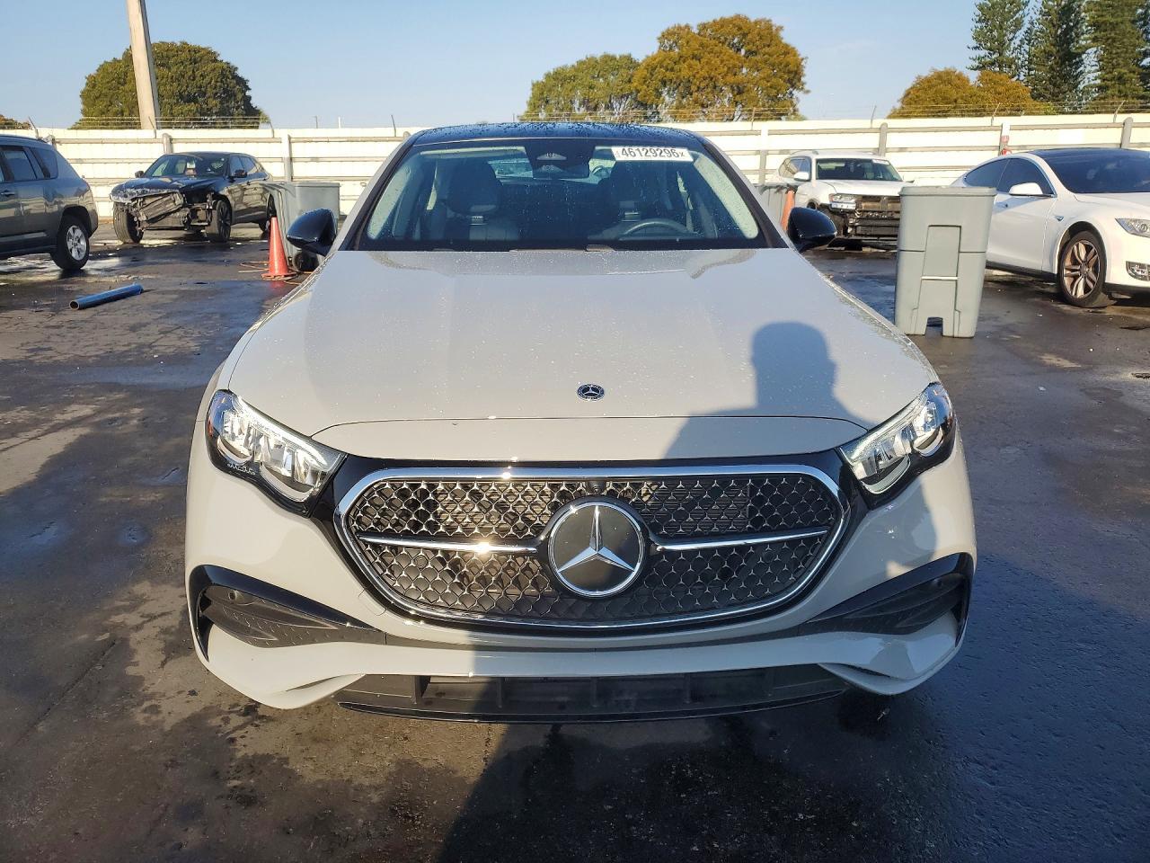 2025 Mercedes-Benz E 450 4Matic - Фото 5