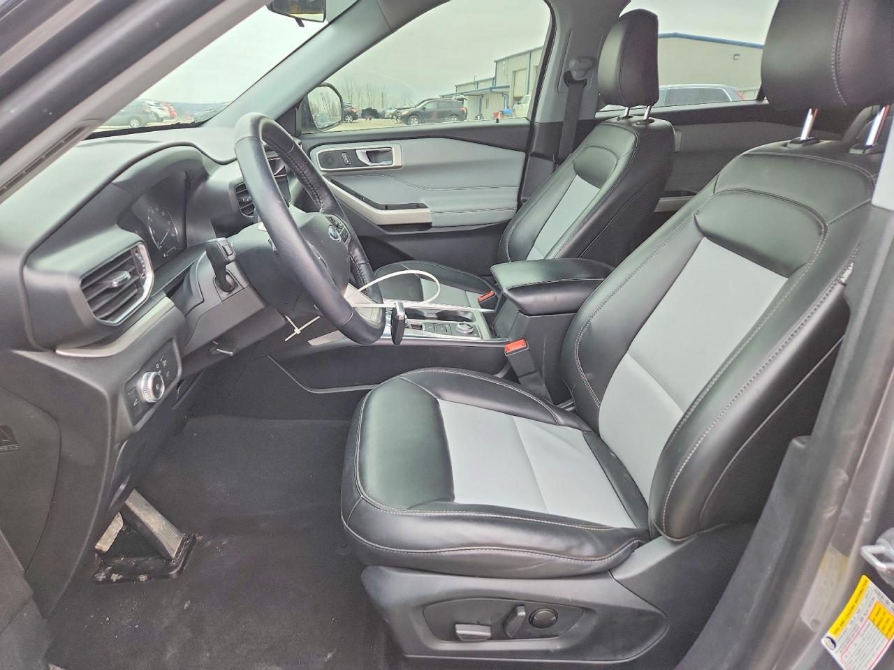 2022 Ford Explorer Xlt - Фото 7