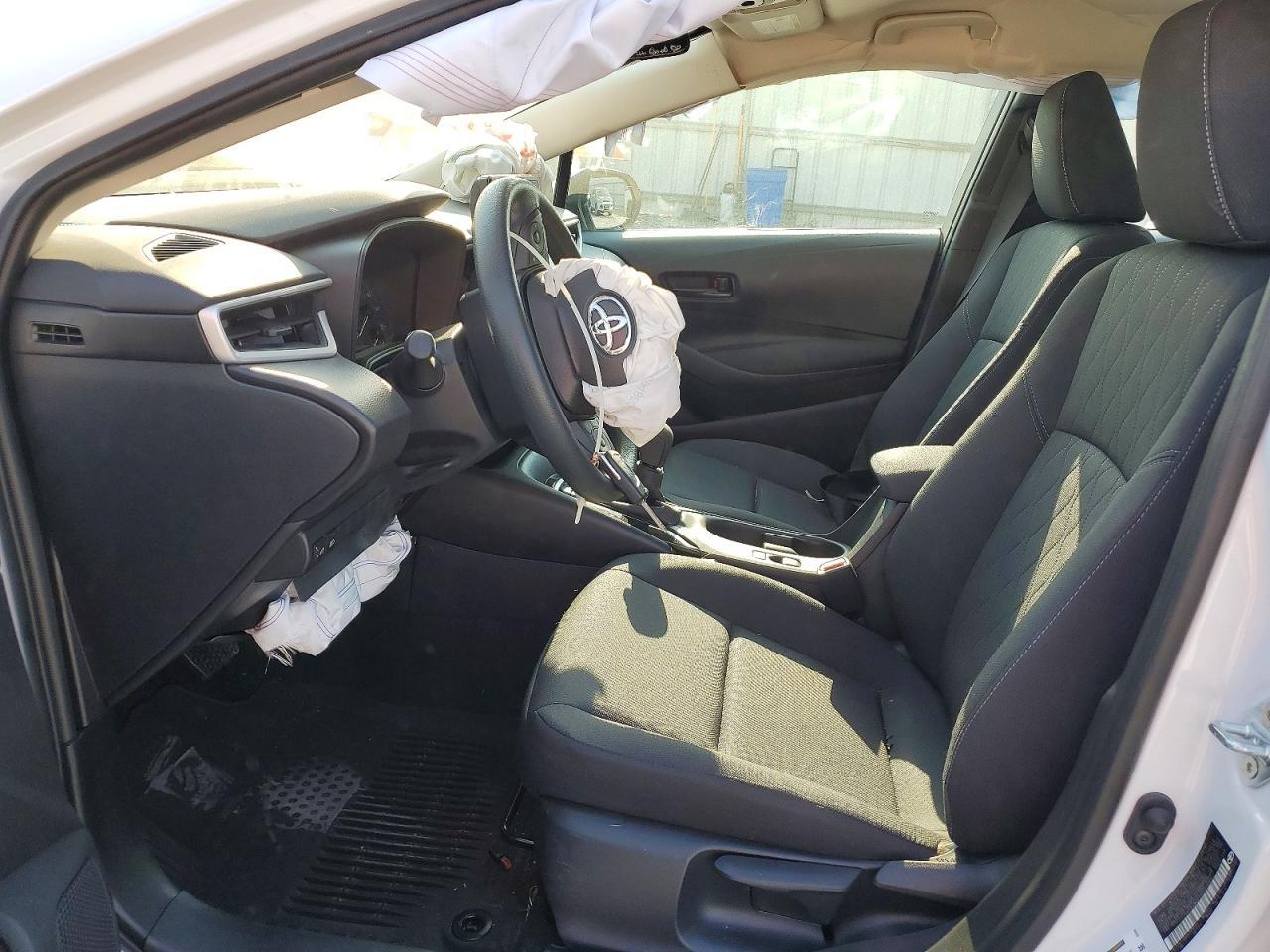 2025 Toyota Corolla Le - Фото 7