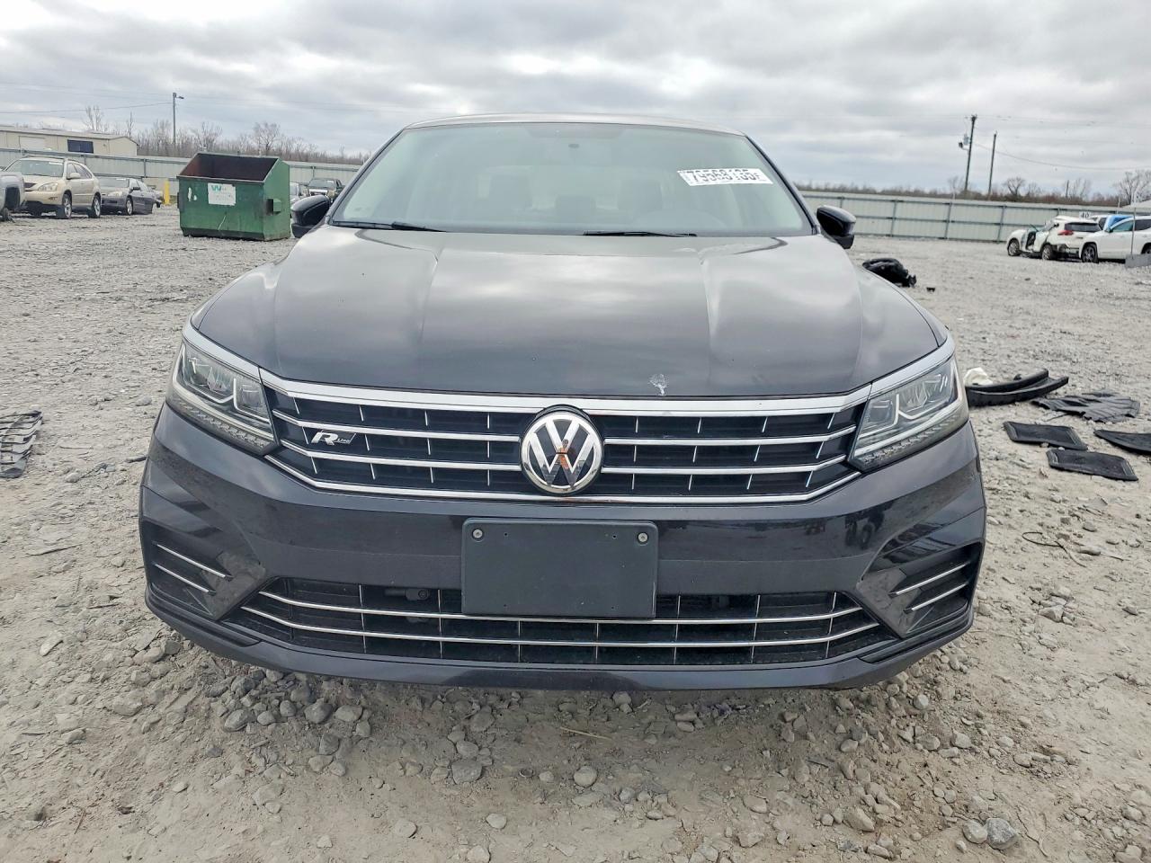 2017 Volkswagen Passat R-Line - Фото 5