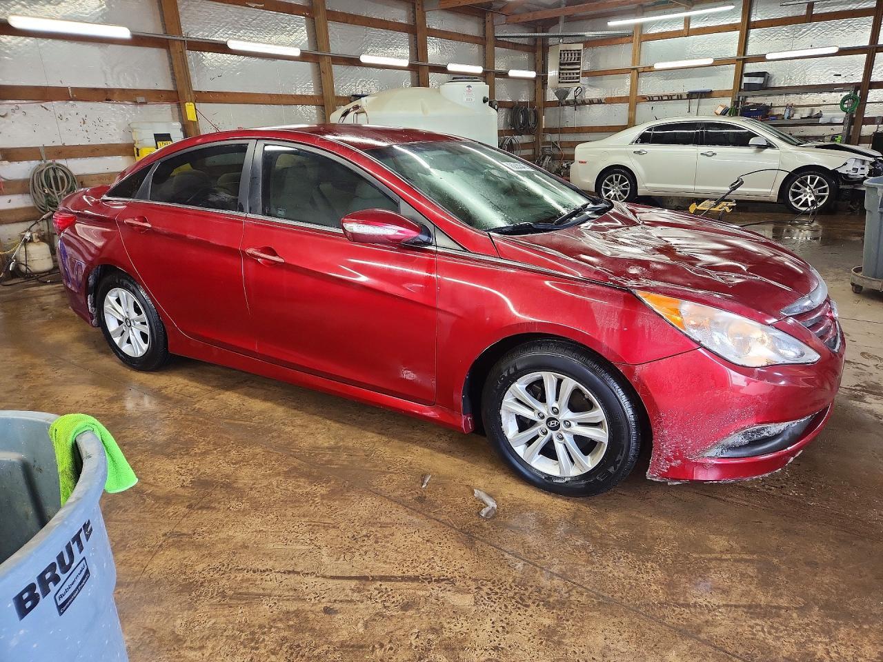 2014 Hyundai Sonata Gls - Image 4