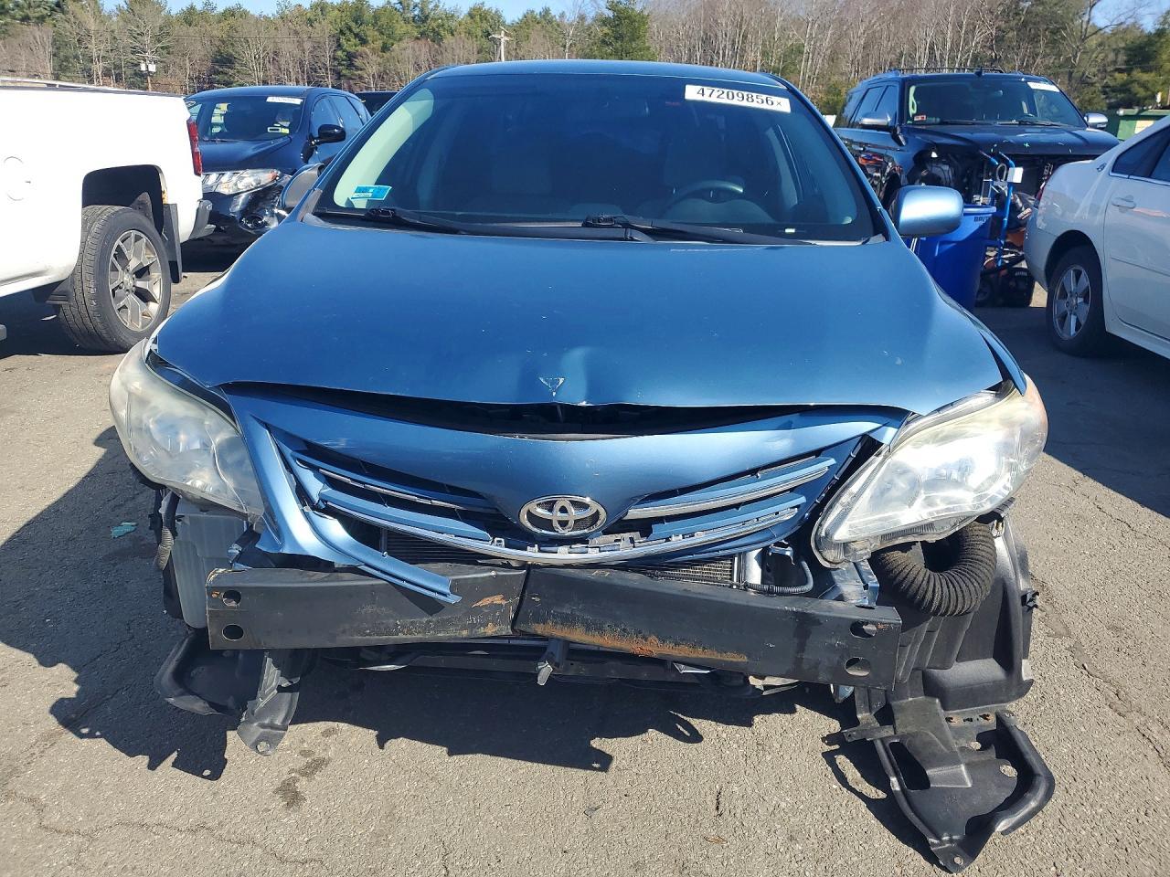 2013 Toyota Corolla Le - Фото 5