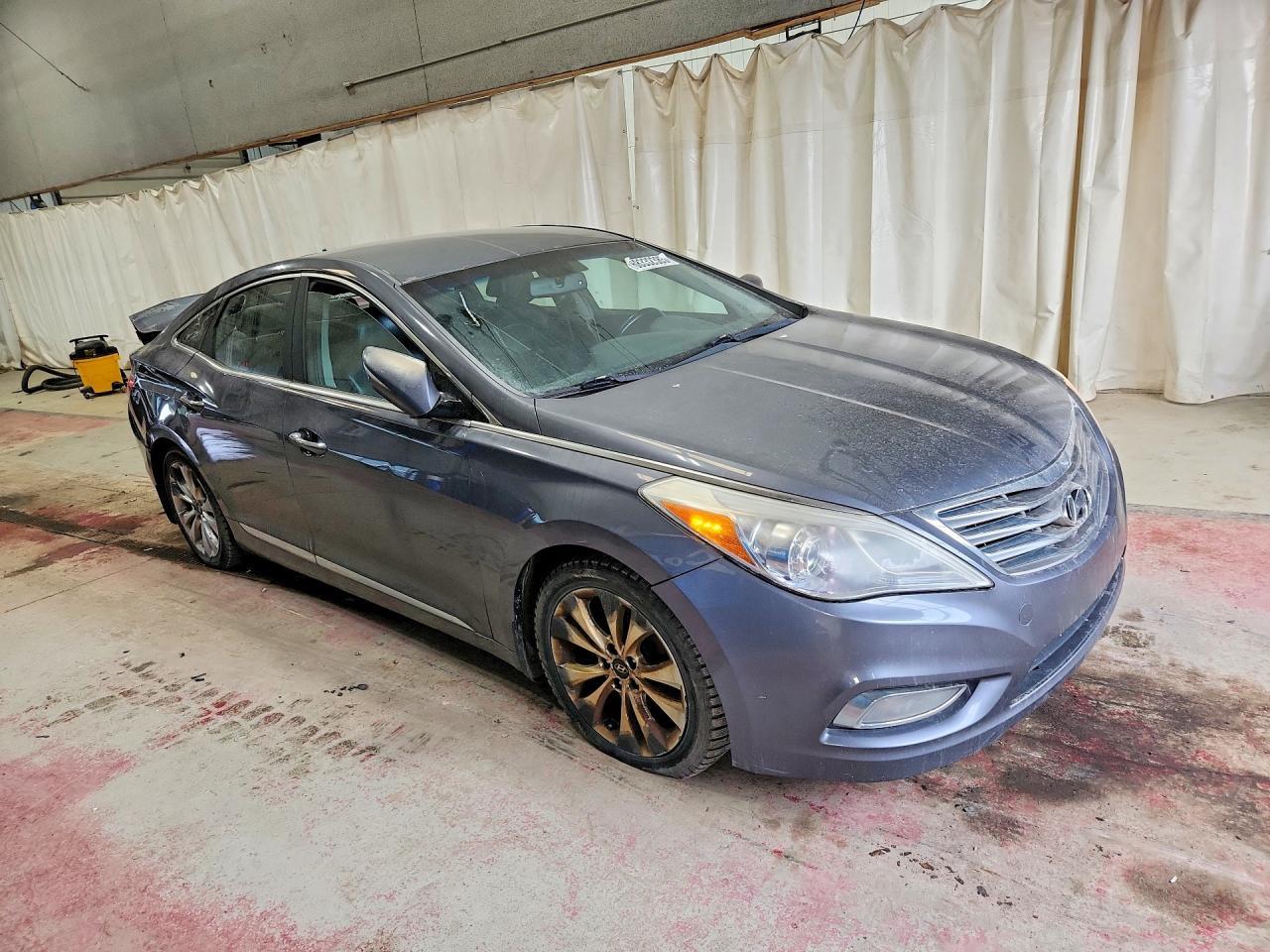 2012 Hyundai Azera Base - Image 4