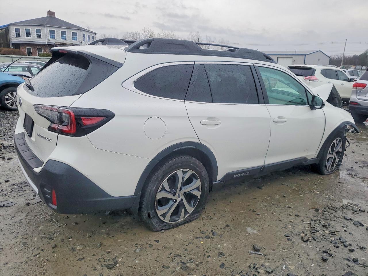 2021 Subaru Outback Limited - Фото 3
