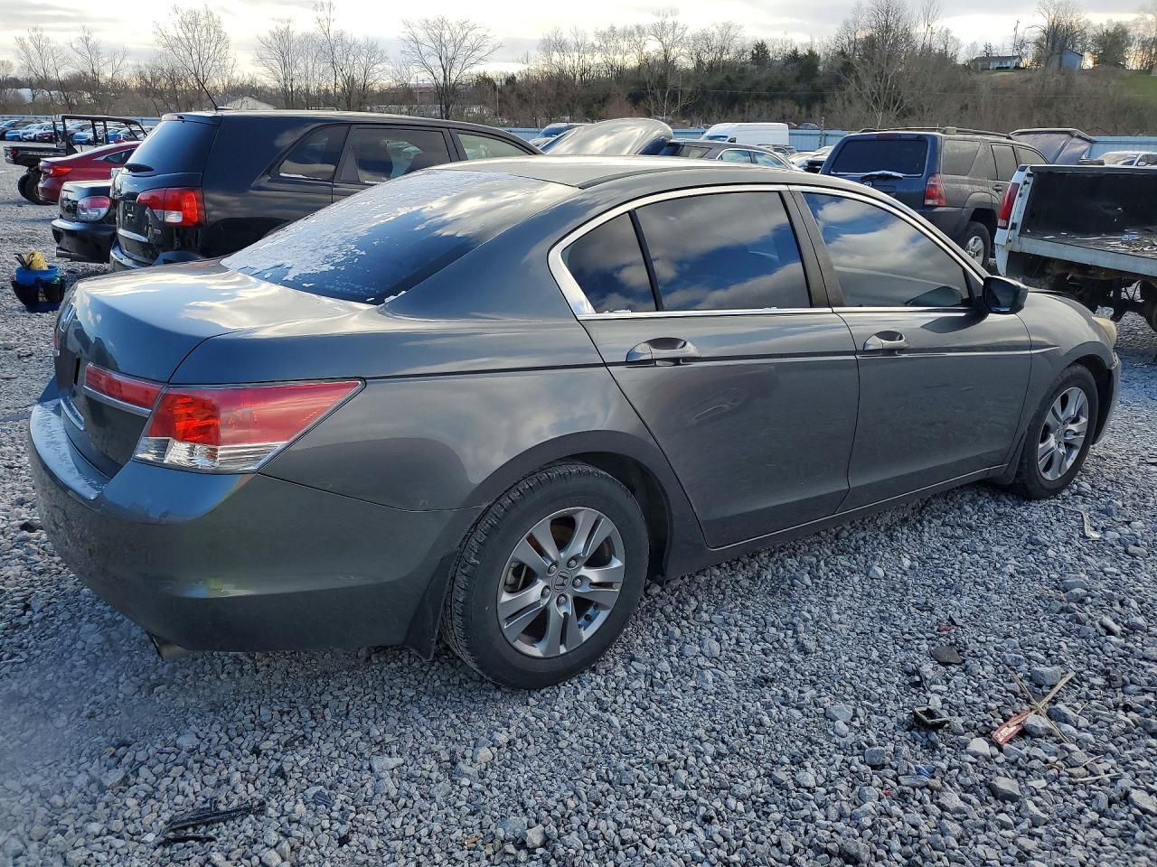 2012 Honda Accord Lxp - Фото 3