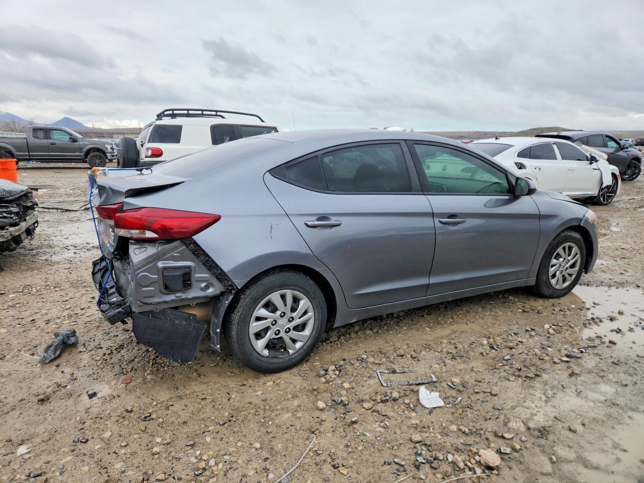 2018 Hyundai Elantra Se - Фото 3