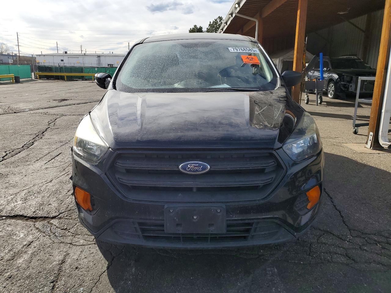 2019 Ford Escape S - Фото 5