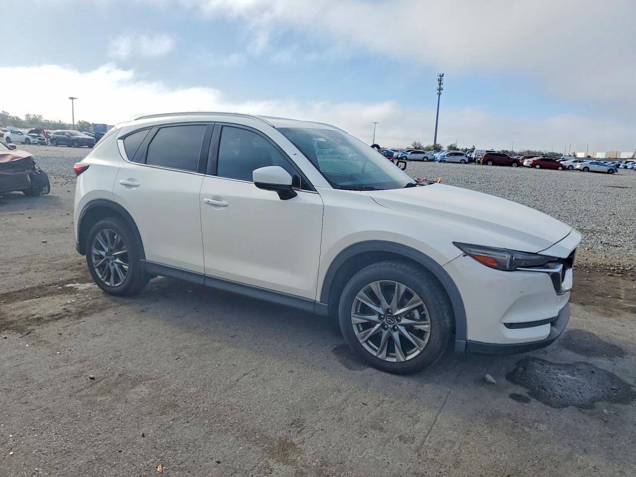 2019 Mazda Cx-5 Signature - Фото 4