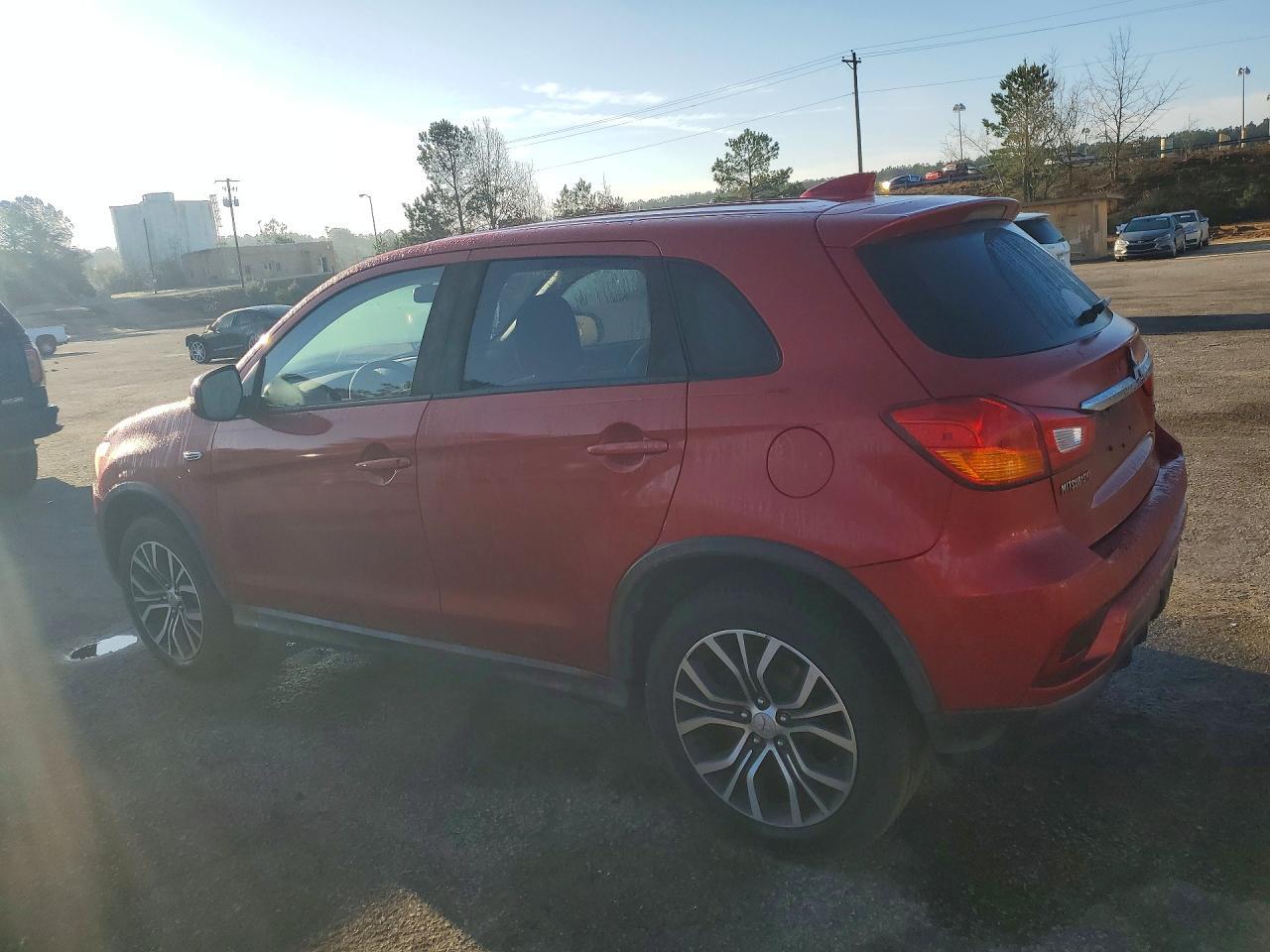 2019 Mitsubishi Outlander Sport Es - Image 2